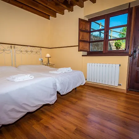 Летний дом La Casona De Sovina